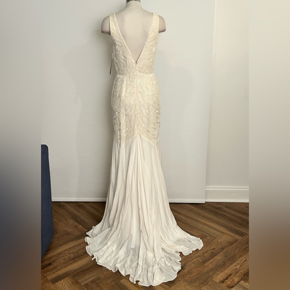 NICOLE MILLER BRIDAL WEDDING PS0004 $3500 SZ 8 AWH/ OFF WHITE - Picture 9 of 16